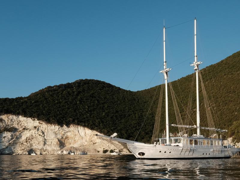 Alexa J - Luxury Superyacht , Corfu , Zakinthos 