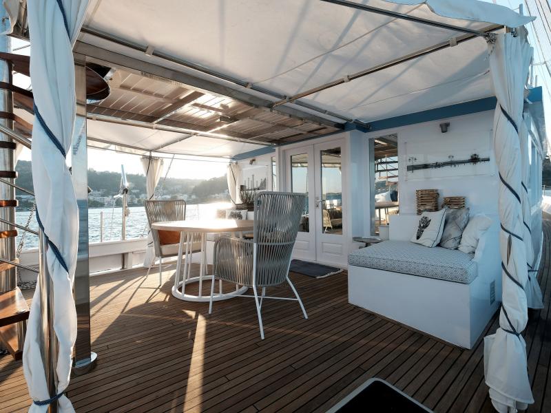 Alexa J - Luxury Superyacht , Corfu , Zakinthos 