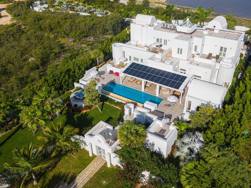 Celestial Anguilla , West End 