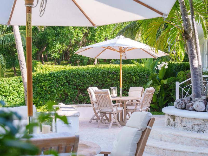 Three Bees , Harbour Island 