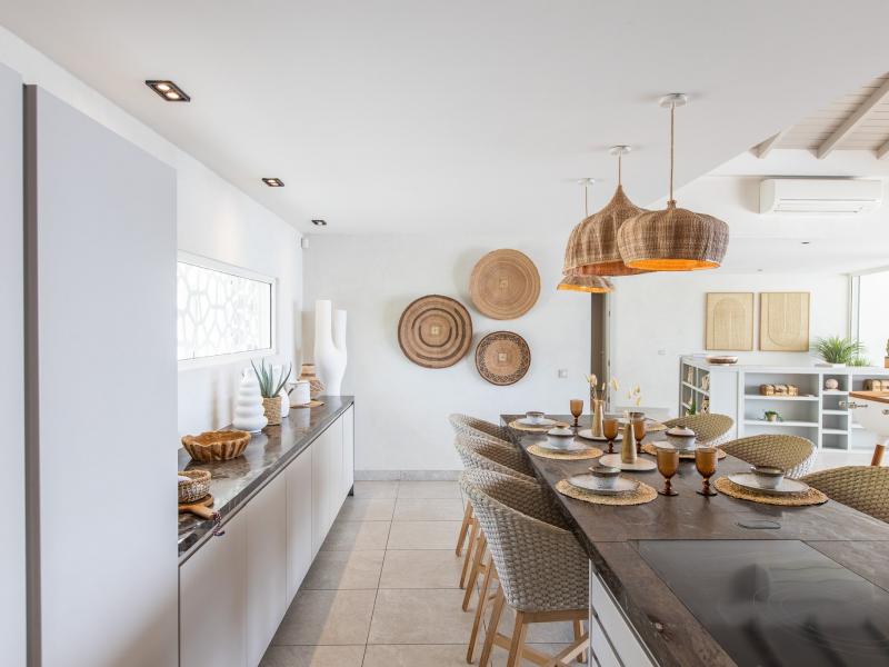 Vogue Art , Orient Bay 