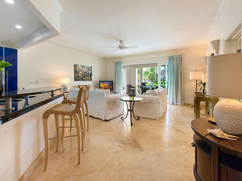 Schooner Bay 106 - Dreamweaver - Beachfront - , Beachfront villas Barbados , Schooner Bay , Speightstown , St Peter , West Coast Barbados 