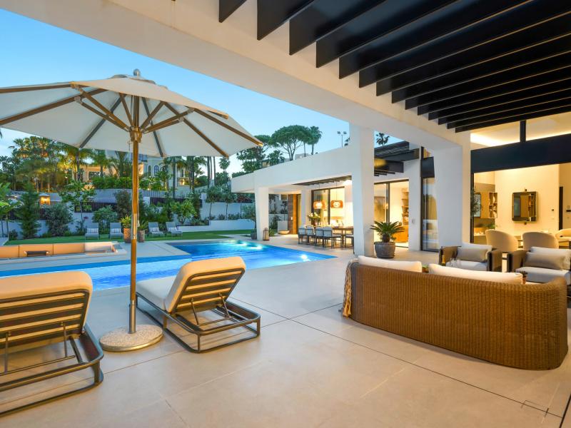 Villa Ami , Nueva Andalucia 