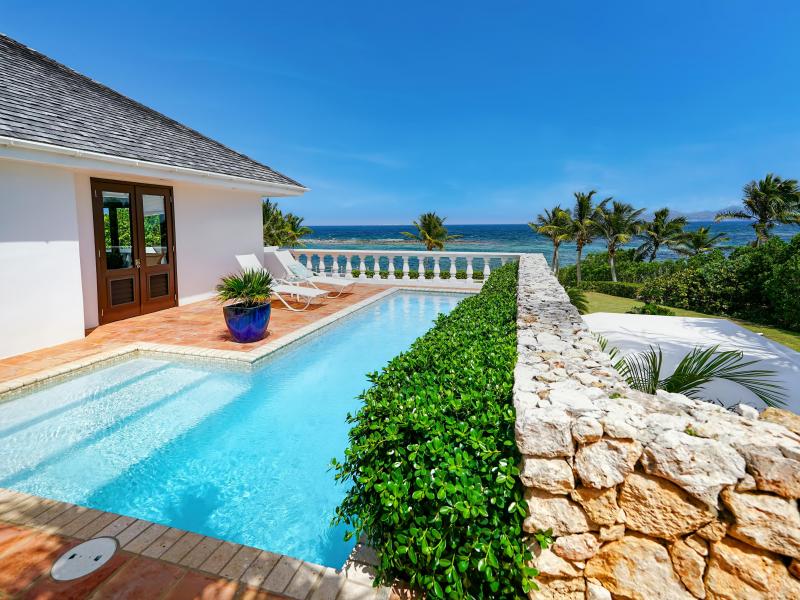 Azure , Little Harbour 