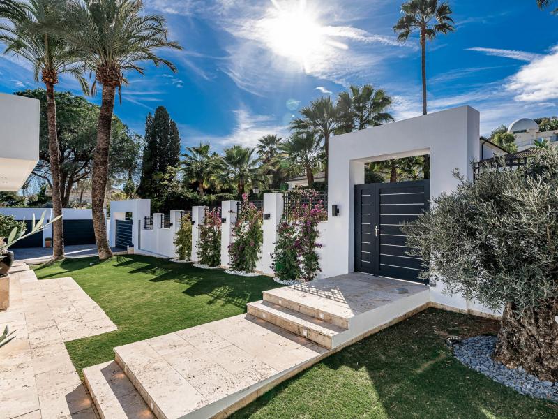 Villa Beyond , Puerto Banus 