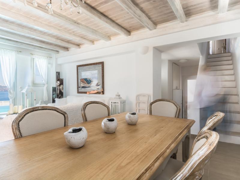 Villa Akrotiri , Santorini 