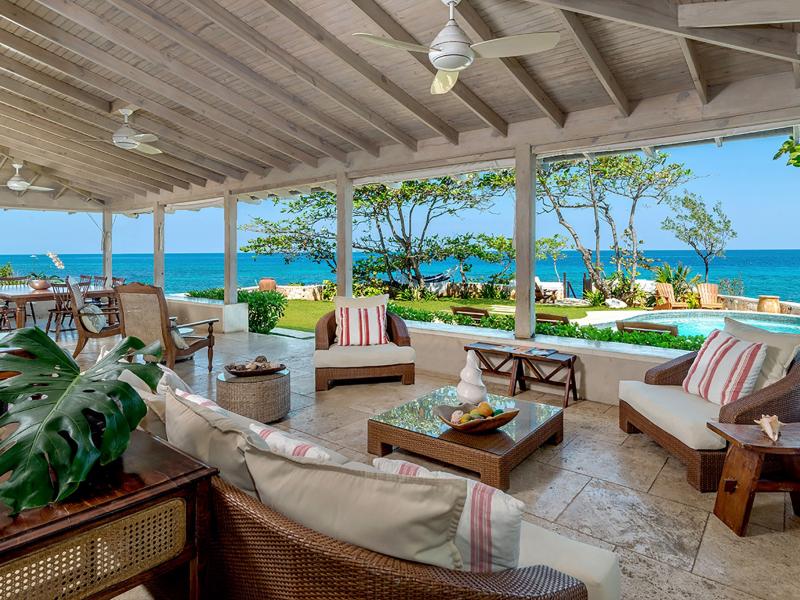 Hidden Bay by the Sea , Runaway Bay 