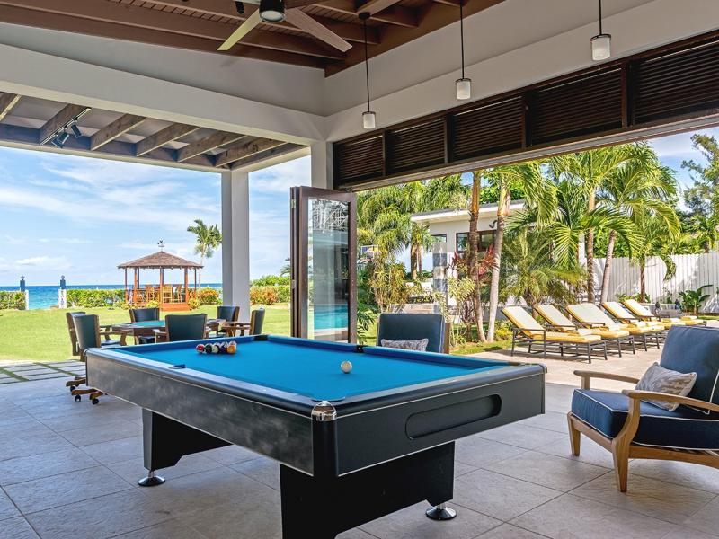 Sweet Spot on The Beach , Runaway Bay 