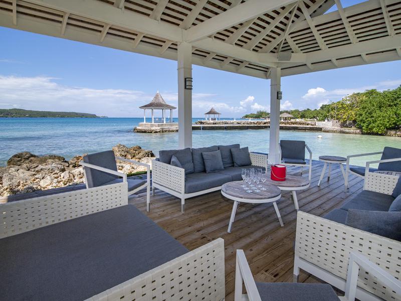 A Summer Place , Discovery Bay 