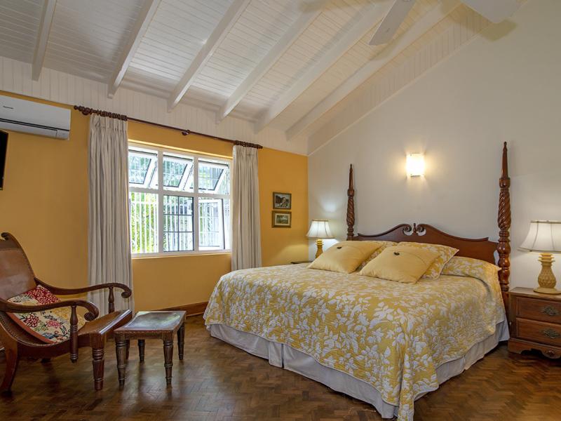 A Summer Place , Discovery Bay 