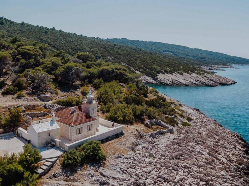 Lighthouse St. Nicholas , Islands 