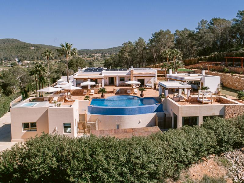 Can Tierra , Central , Santa Gertrudis 