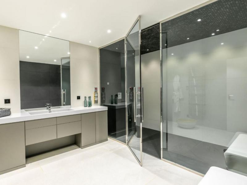 Antibes Estate , Cote D'Azur 