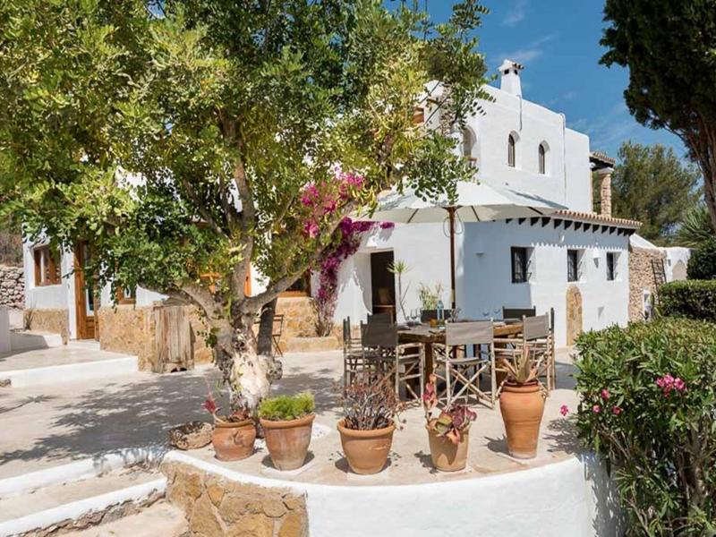 Can Daphne , Santa Gertrudis 