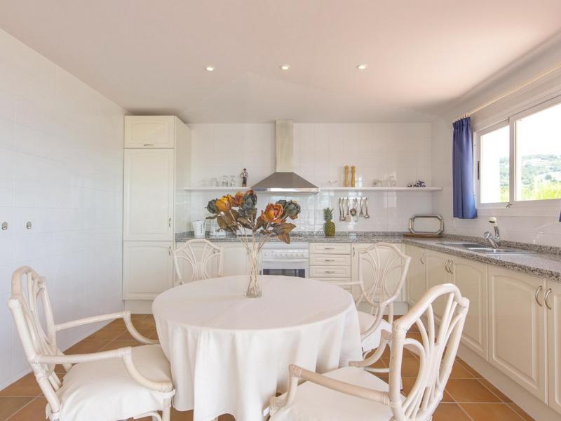 Villa Jesus for-four , Jesus 