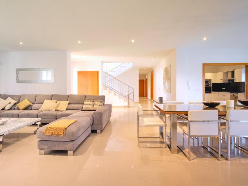 Villa Samy , Cap Martinet 