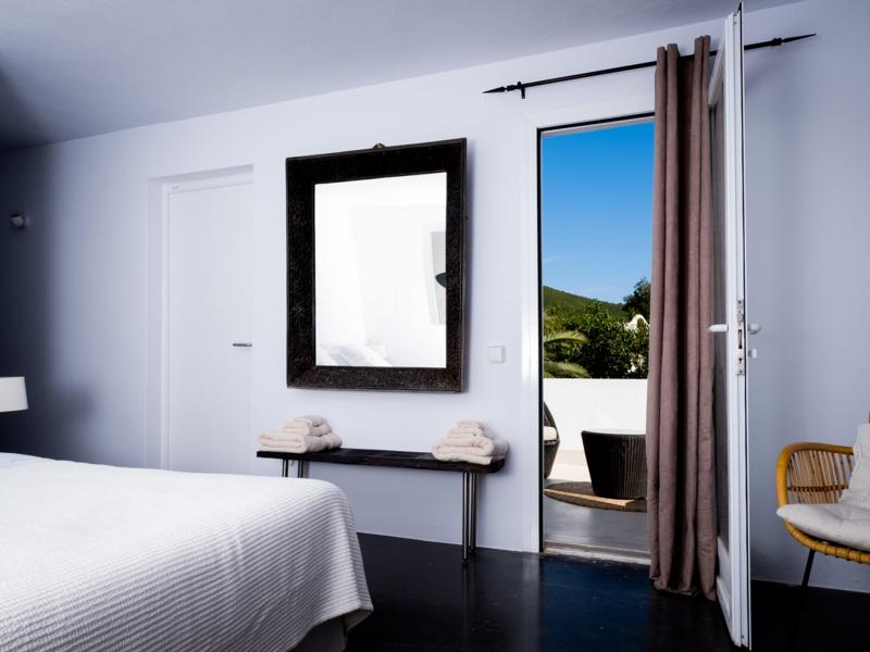 Villa Zola , Roca Llisa 