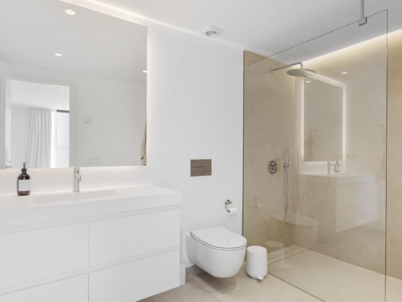 Los Delfines , Marbella 