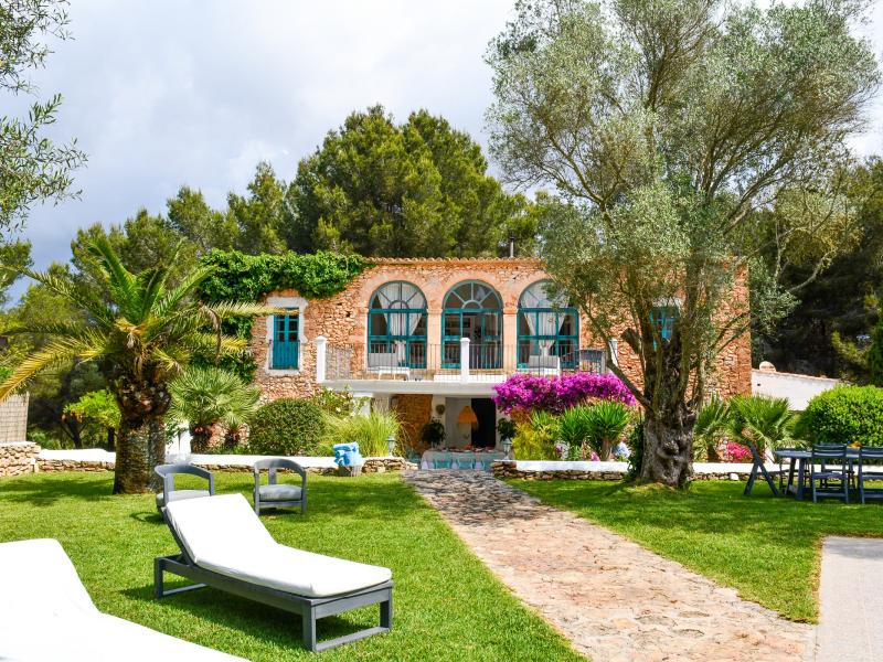 Finca Lucia , Can Furnet , Jesus 