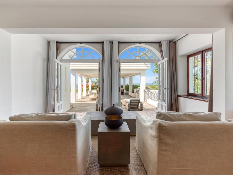 La Hacienda , Terres Basses 