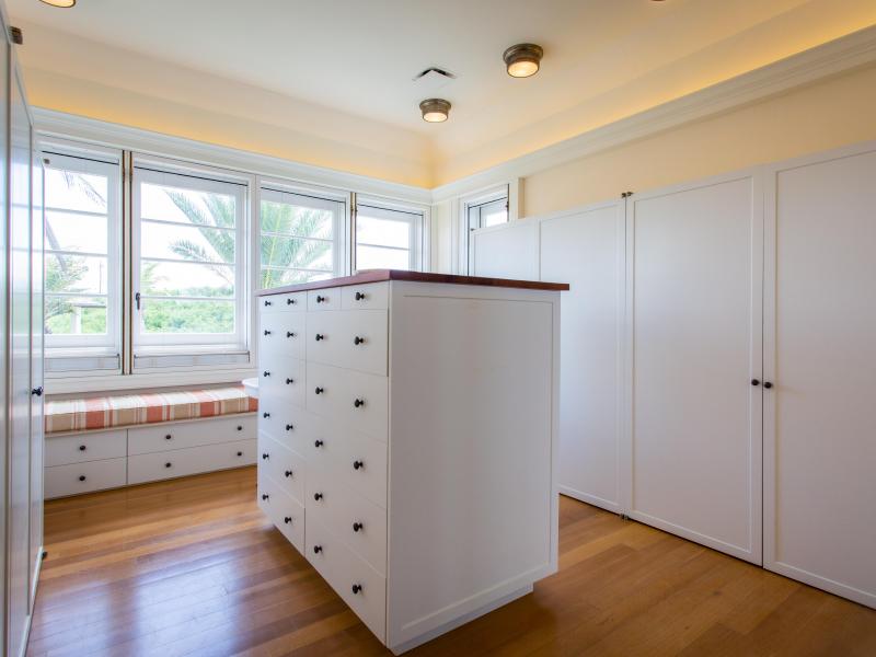 Coral Estate , Long Bay 