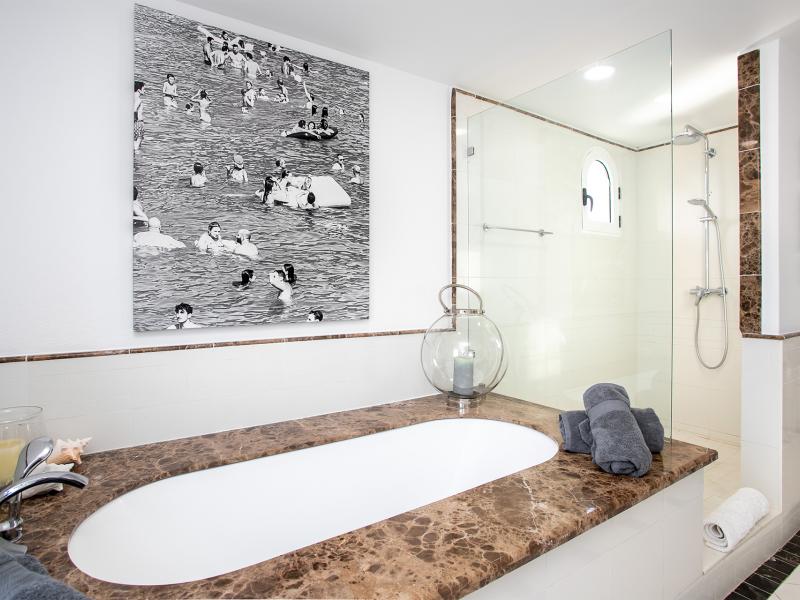 Marina 360 , Cupecoy 