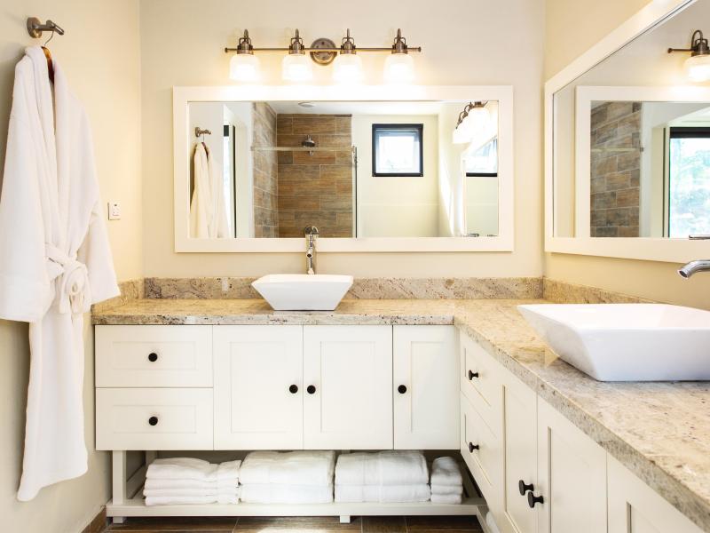 Seashell Beach House , Lime Stone Bay 