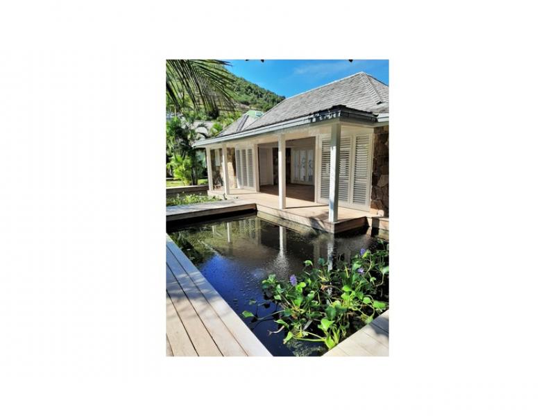 L'Orient Estate , L'orient 