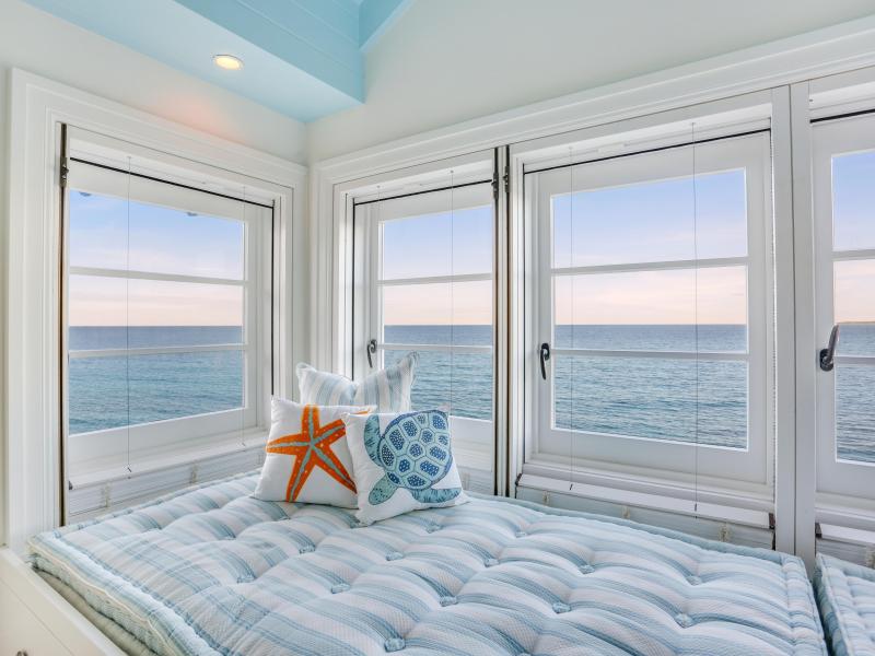 Coral Estate , Long Bay 