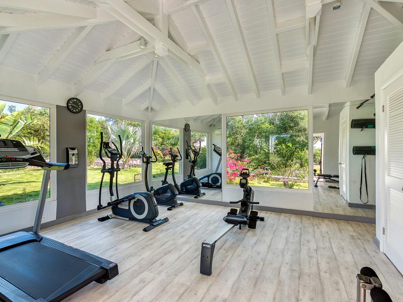 La Pinta , Terres Basses 