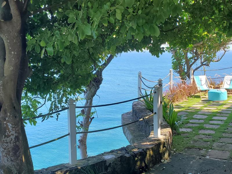 Saline Reef , Cap Estate 