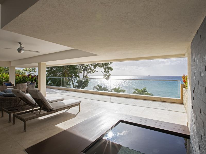 Portico 1 - Beachfront , Beachfront villas Barbados , Prospect , St James 