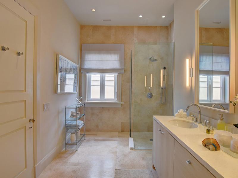 Paradise Found , Paradise Island 