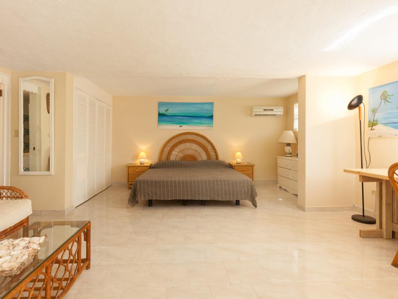 Tropical Paradise , English Harbour 