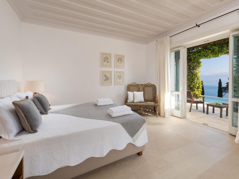 Kingfisher Point Estate , Corfu 