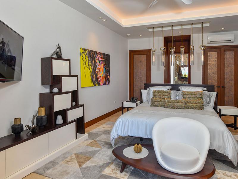 Oceans 8 , Montego Bay 