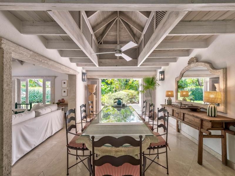 Bluff House & Cottage -Sandy Lane Beach , Beachfront villas Barbados , Sandy Lane Beach , Sandy Lane Estate , St James , West Coast Barbados 