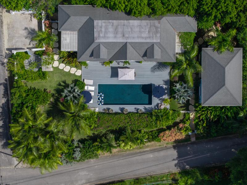 Seastar House and Cottage , 