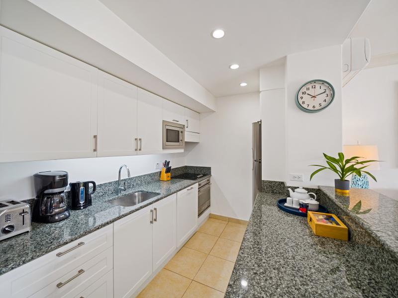 Glitter Bay 112 , Beachfront villas Barbados , Glitter Bay , Porters , St James , West Coast Barbados 