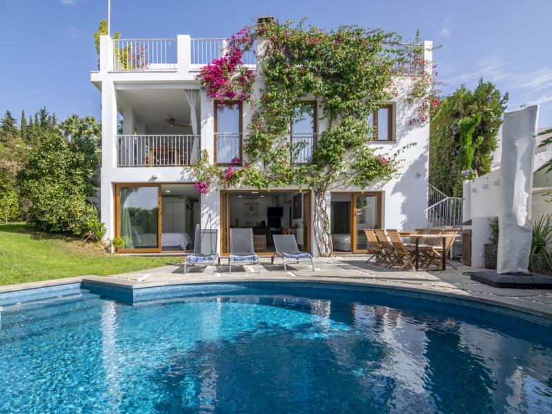 Villa Coraline , Nueva Andalucia 