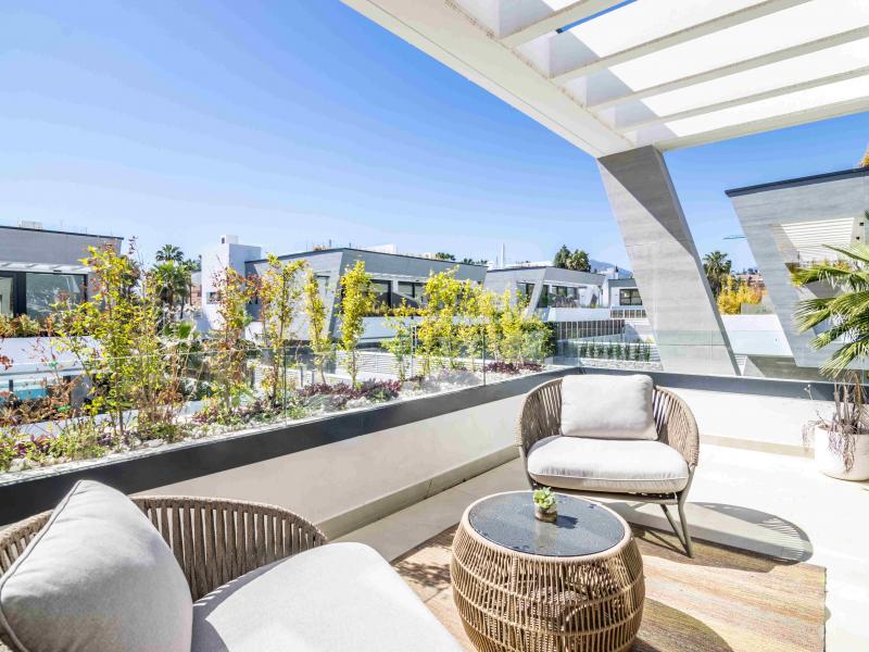 Villa Banus Bay , Marbella , Puerto Banus 