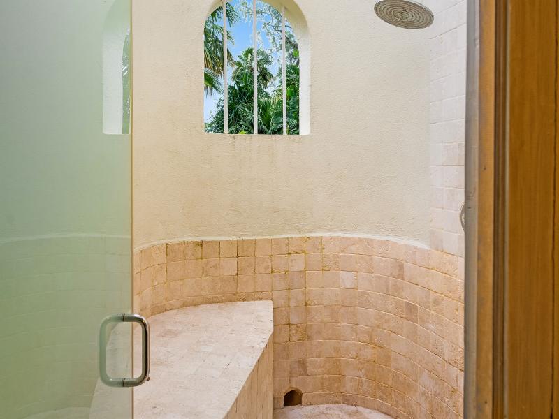 Sandy Lane Beach - Landmark House , Beachfront villas Barbados , Sandy Lane Beach , Sandy Lane Estate , St James , West Coast Barbados 