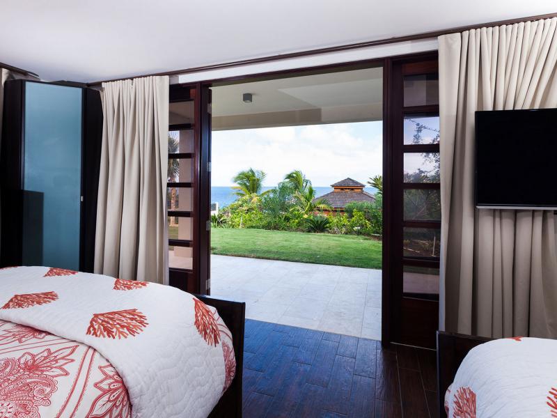 Villa Nevaeh Estate , Long Bay 