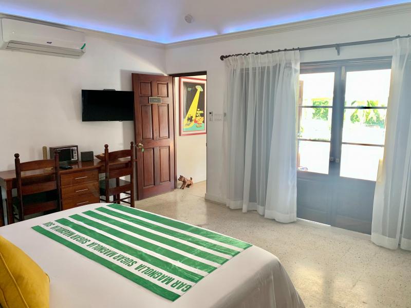 Sugar Magnolia , Montego Bay , Tryall 