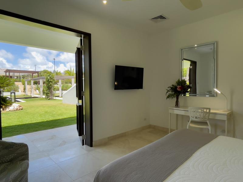 Le Bleu Anguilla , Little Harbour 