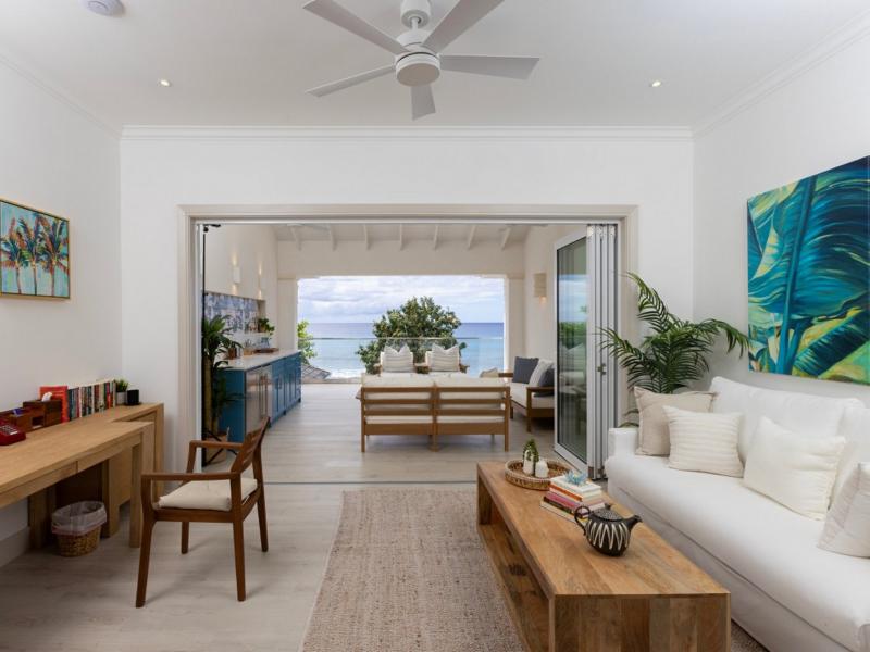 Kaiso - Beachfront , 