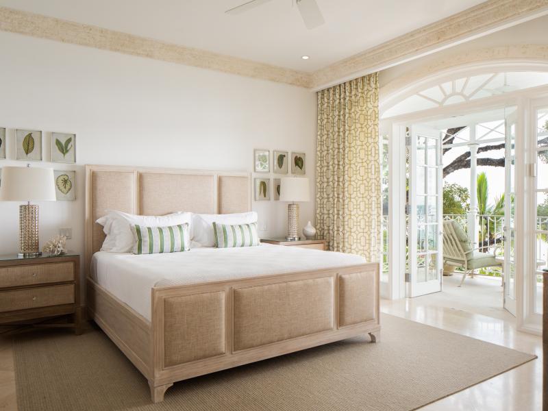 Kiko - Beachfront , Beachfront villas Barbados , Paynes Bay , St James , West Coast Barbados 