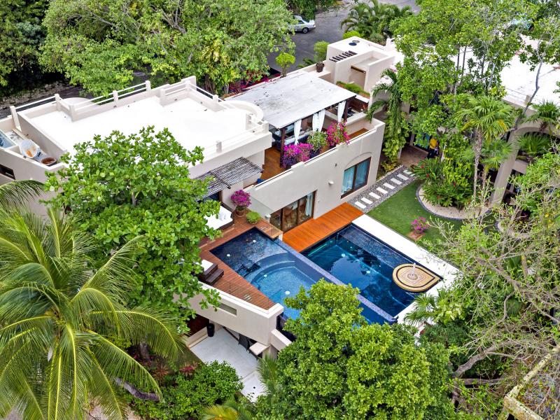 Villa Clara , Mayan Region , Pacific Coast , Playa Del Carmen 