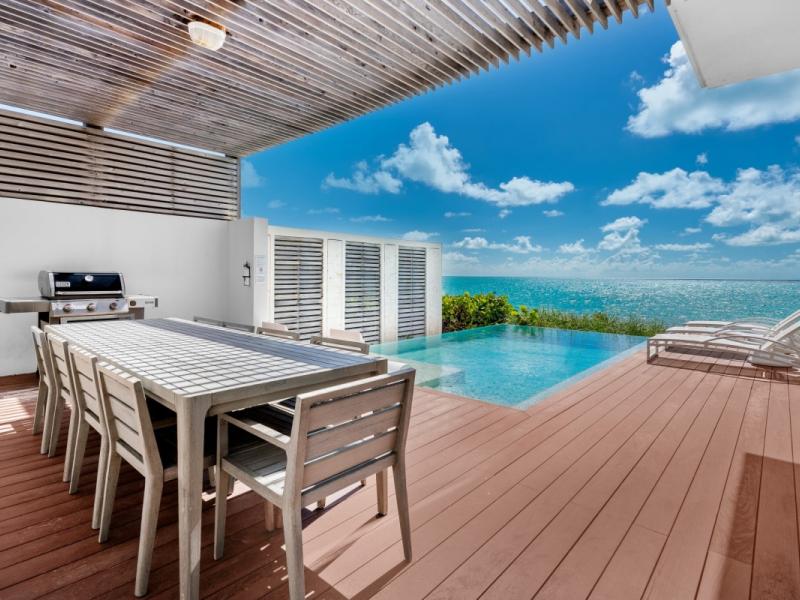 Villa Helios , Long Bay 