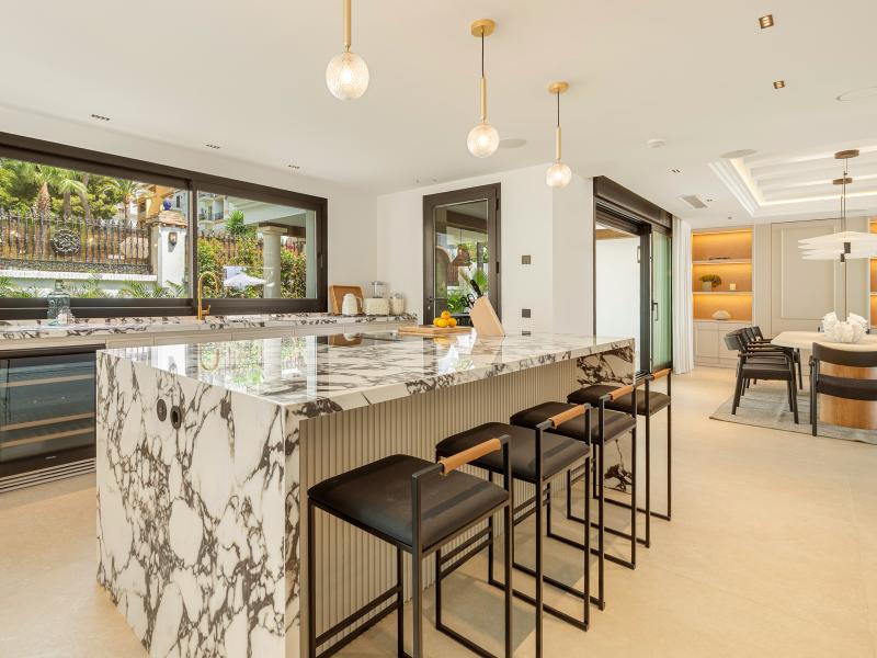 Villa Playa Banus , Puerto Banus 